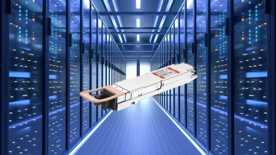 AI의 핵심 동맥에 동력을 공급하다 — 고대역폭 광 모듈 테스트